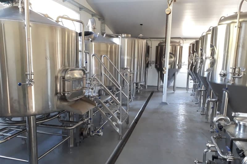 Proyecto llave en mano cervecería Argentina 1000L
