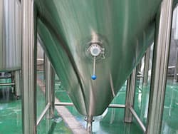 Detalles del fermentador 15BBL-1