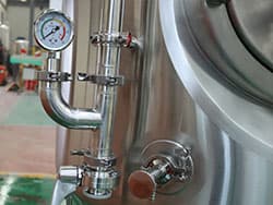 Detalles del fermentador 20BBL-1