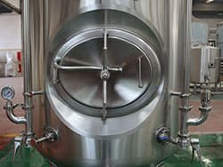 Detalles del fermentador 20BBL-2