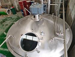 Detalle de la cervecería 25BBL