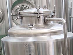 Detalles del fermentador 2BBL-4