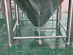 Detalles del fermentador 35BBL-8