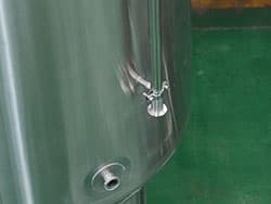 Detalle del tanque brillante 40BBL-7