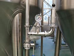 Detalles del fermentador 50BBL-2