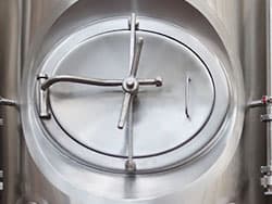 Detalles del fermentador 7BBL-3