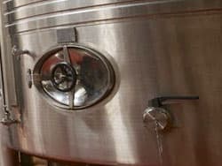 détail de l'équipement de brassage du vin-5