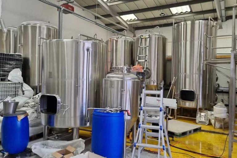 Instalación de equipo de cervecería 15BBL en UK-1