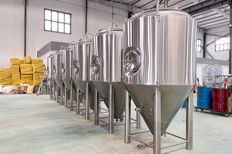 Manufacture of fermentation tanks