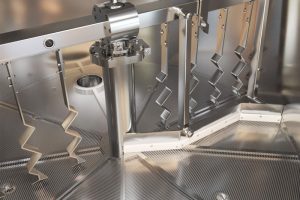 What is a false bottom, and how is it used in brewing?
