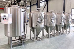 stainless steel beer-brewing equipment