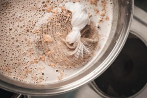 How does the size of the brew pot affect the brewing process?