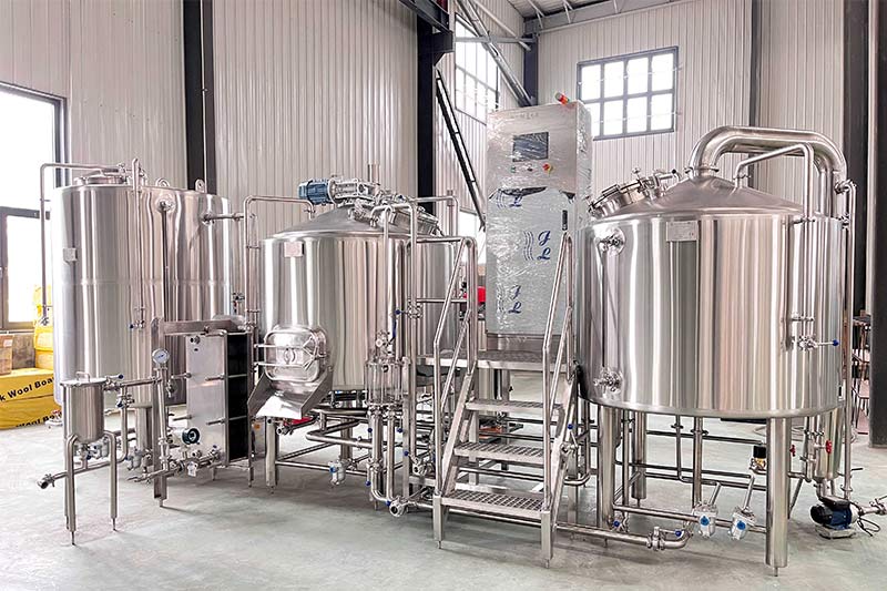 Large Beer Brewery Equipment