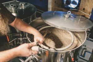 How to choose equipment for small-batch brewing