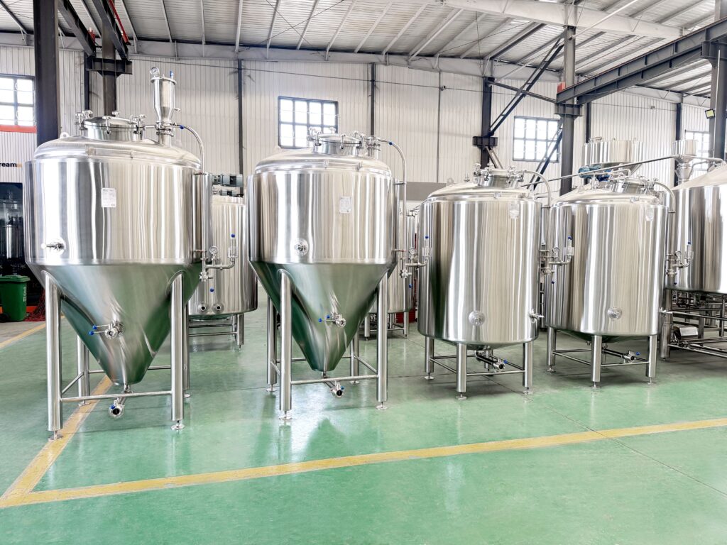 Bright Tank vs Fermentation Tank in a commercial brewery setup